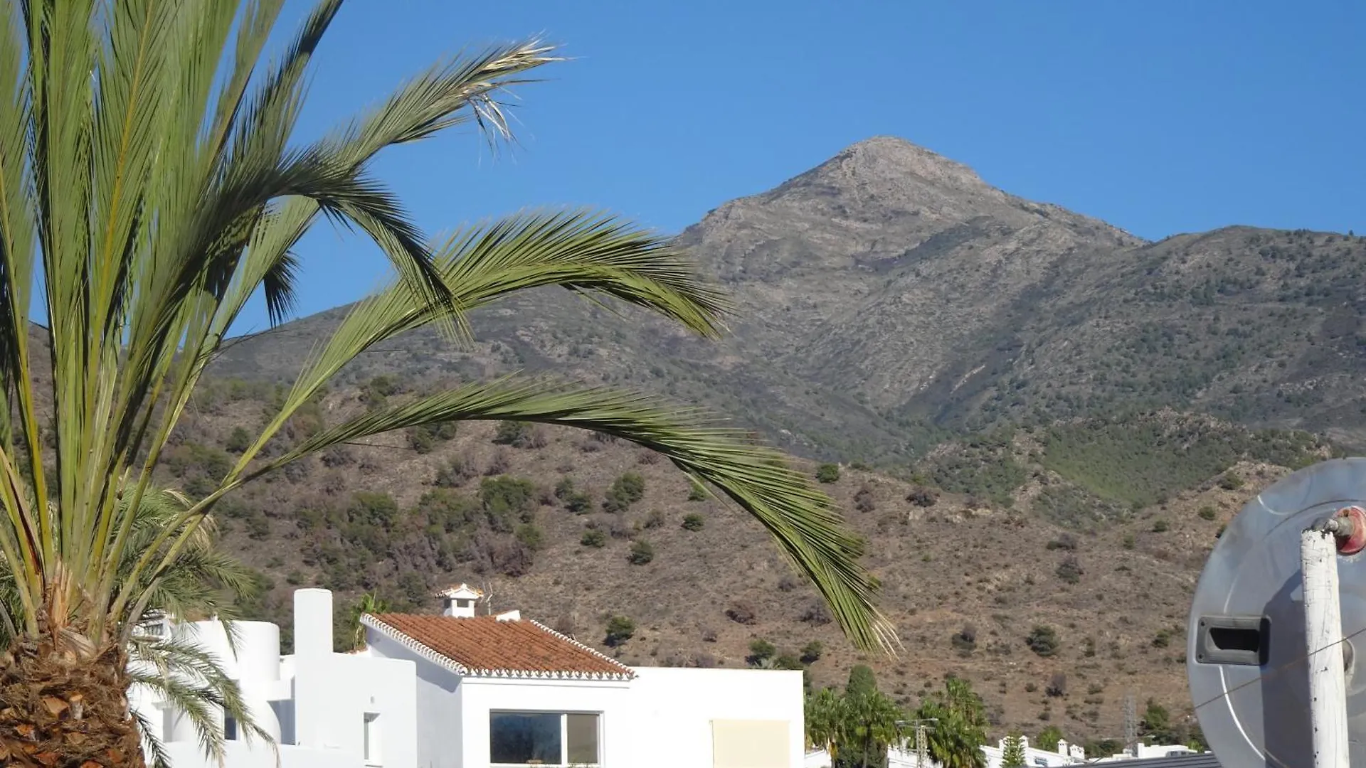 Nerja - Casa Vivi 8 contacts
